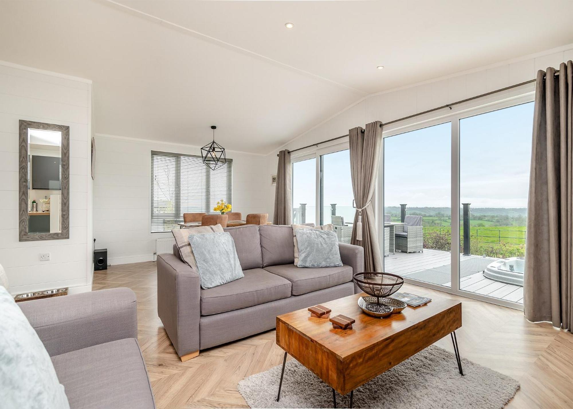 Midsomer Lodges Pilton Номер фото