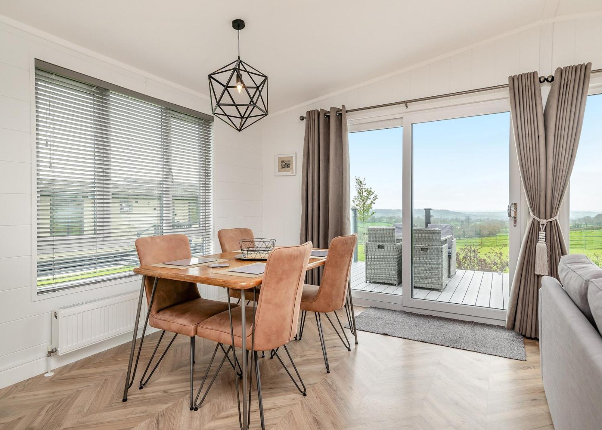 Midsomer Lodges Pilton Номер фото