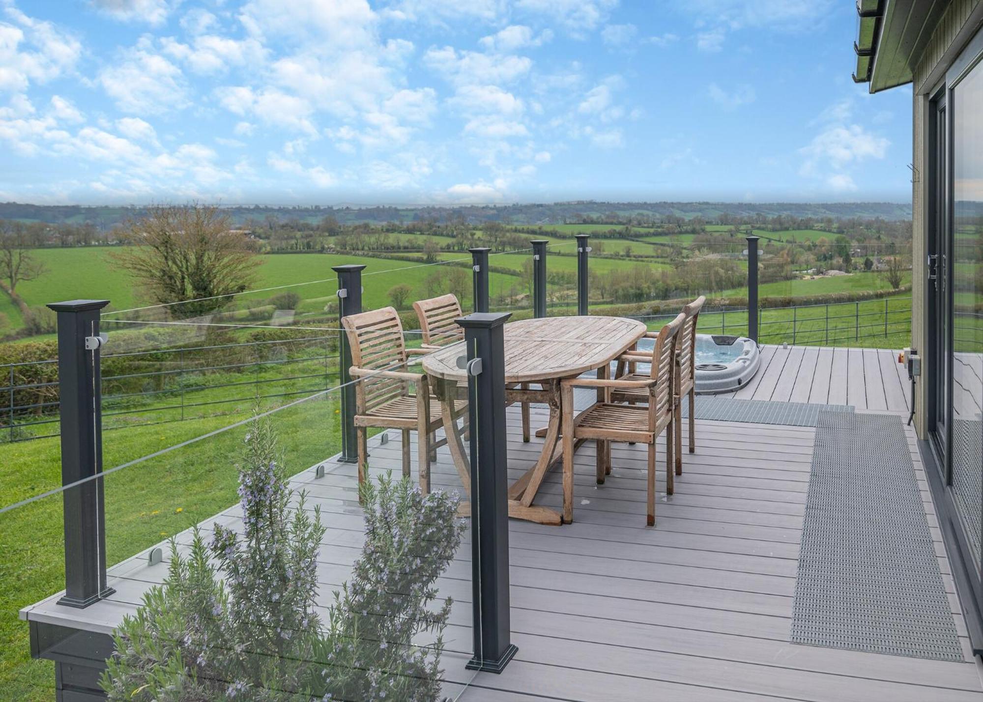 Midsomer Lodges Pilton Номер фото